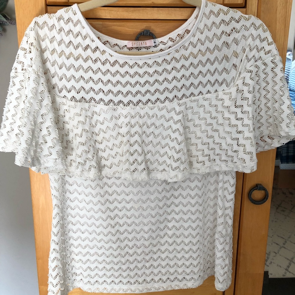 Spezzato Flutter Top